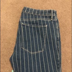 abercrombie & fitch stripped high rise ankle jeans